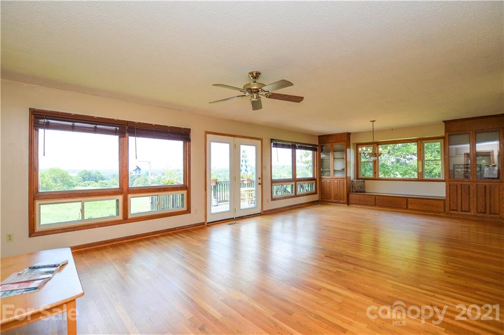 601 North Meadow Road Harmony, NC 28634 - Photo 14 of 28 Gallery Image 14