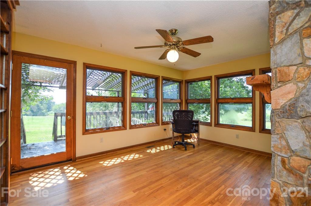 601 North Meadow Road Harmony, NC 28634 - Photo 16 of 28 Gallery Image 16