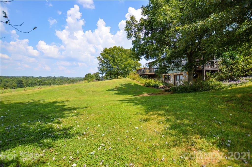 601 North Meadow Road Harmony, NC 28634 - Photo 8 of 28 Gallery Image 8