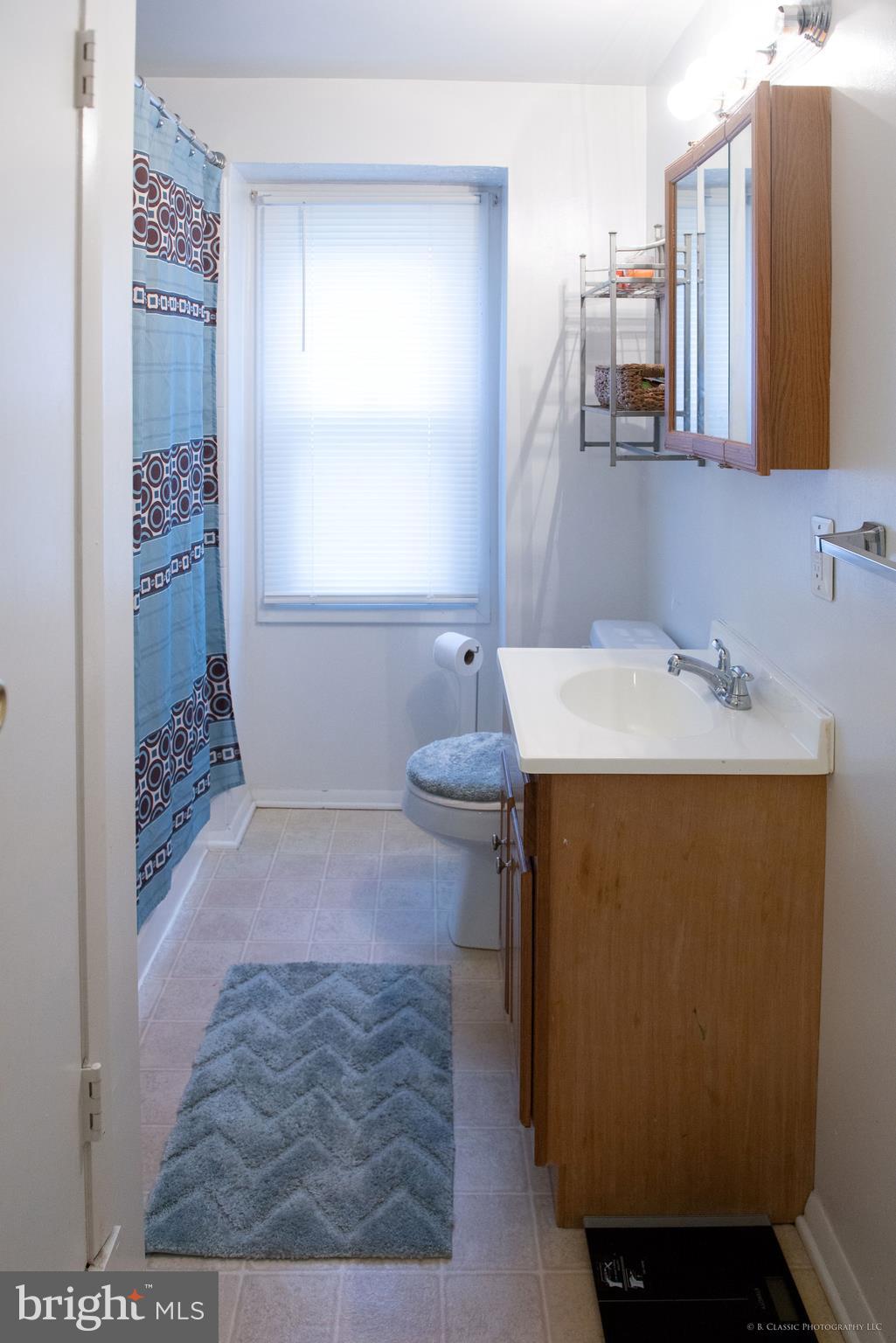 5633 Leiden Road Baltimore, MD 21206 - Photo 14 of 16 full bathroom