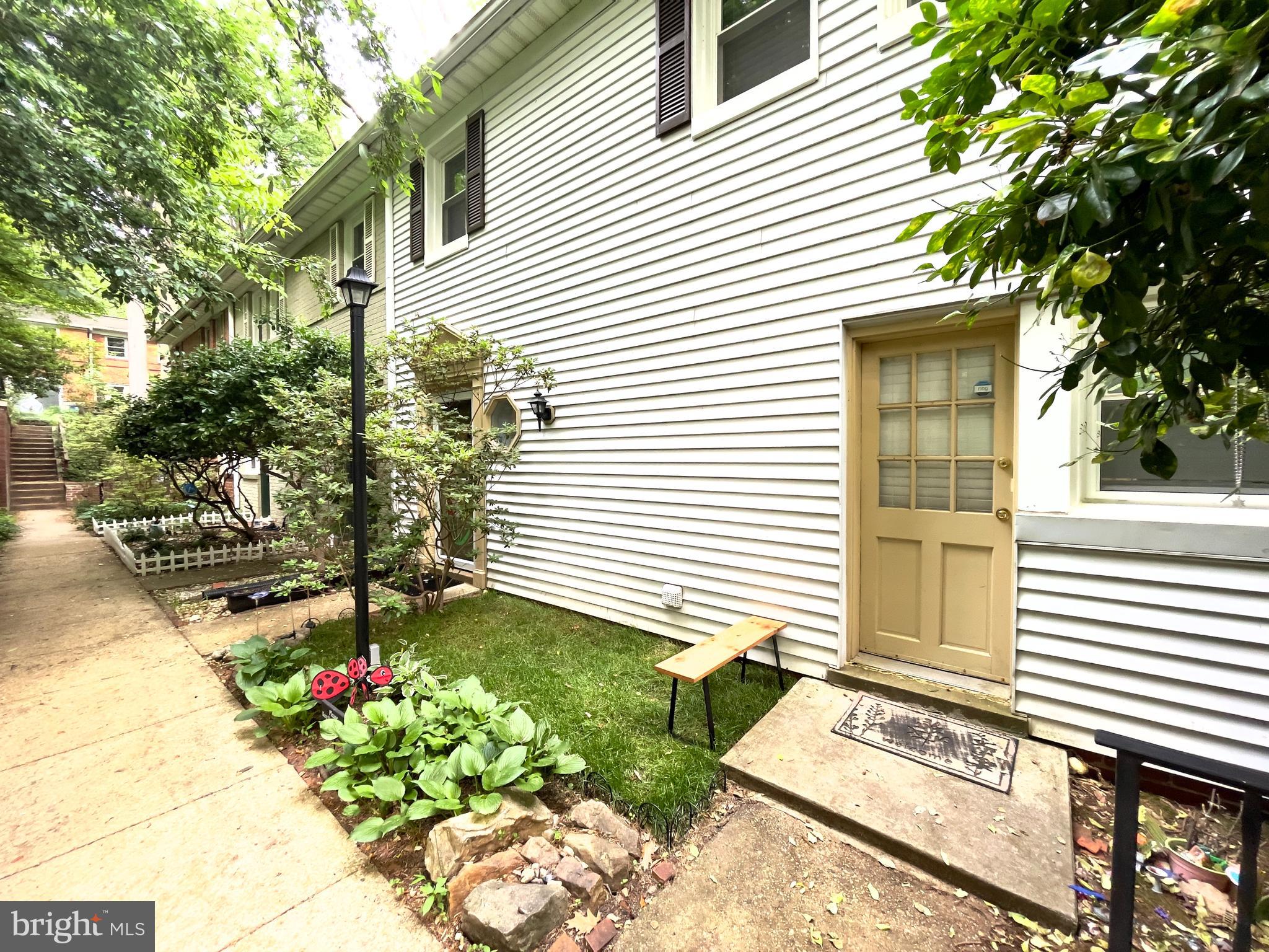 8515 Geren Road, Unit 213 Silver Spring, MD 20901 - Photo 2 of 28