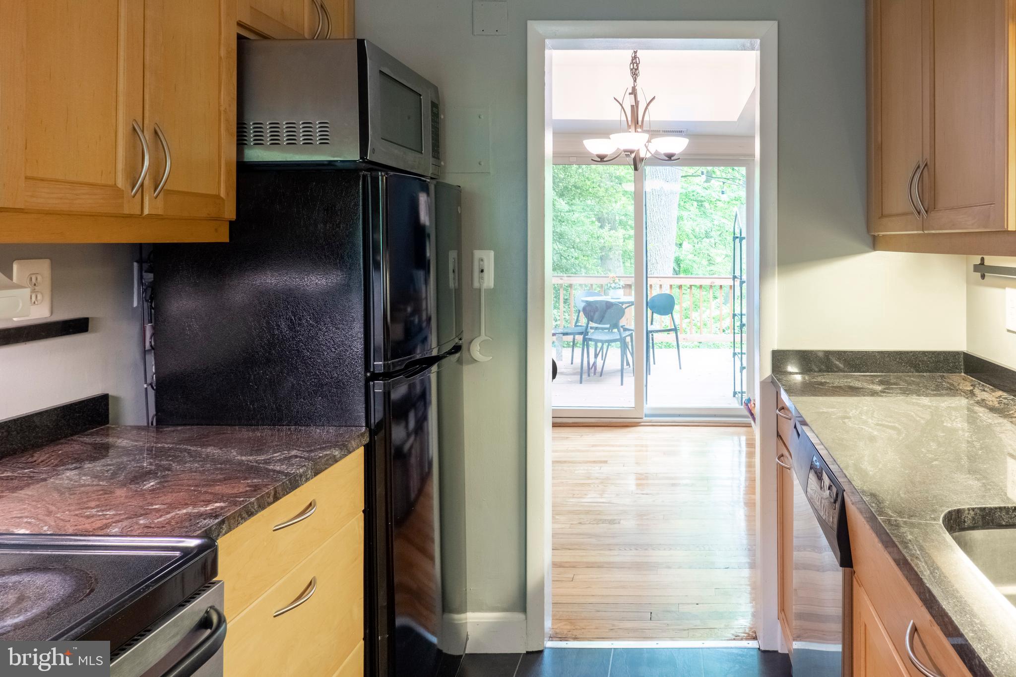 8515 Geren Road, Unit 213 Silver Spring, MD 20901 - Photo 5 of 28
