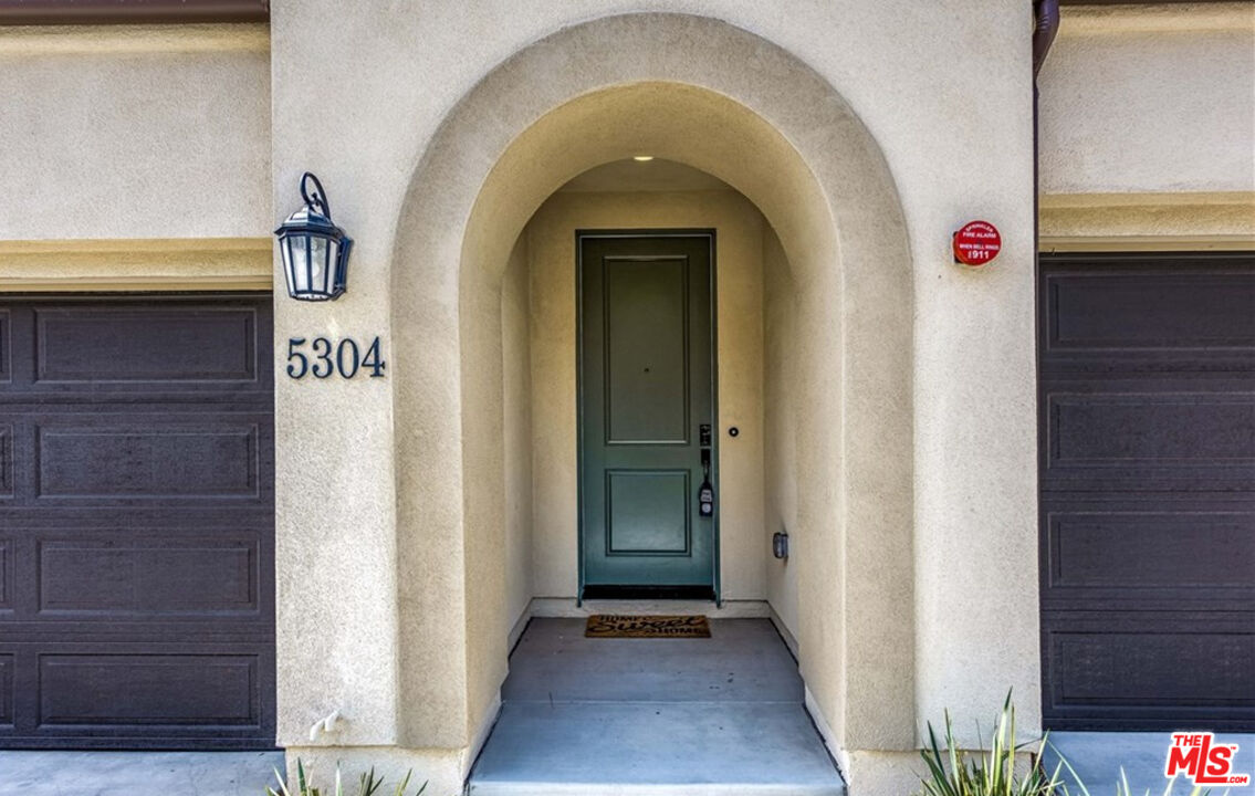 5304 Harvard Way Cypress, CA 90630 - Photo 2 of 29 a view of entryway