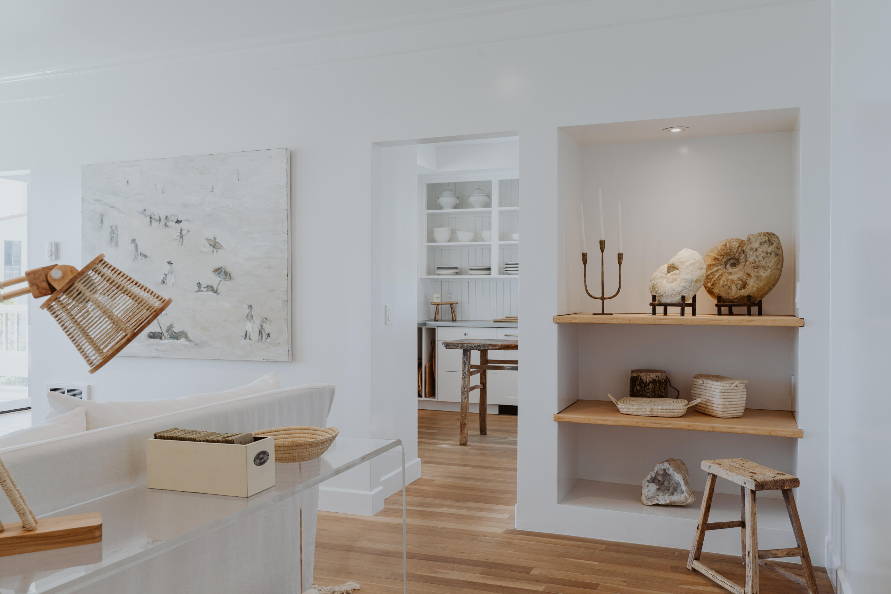 60 Seaview Drive Santa Barbara, CA 93108 - Photo 2 of 31 a living room with furniture and wooden floor