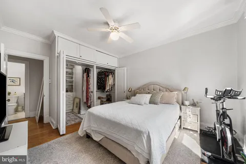 $389,999 | 3616 Connecticut Avenue Northwest, Unit 201, Washington, DC 20008