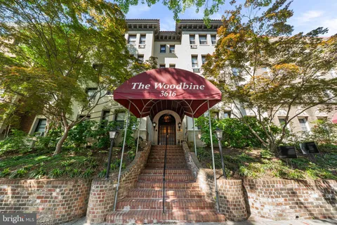$389,999 | 3616 Connecticut Avenue Northwest, Unit 201, Washington, DC 20008