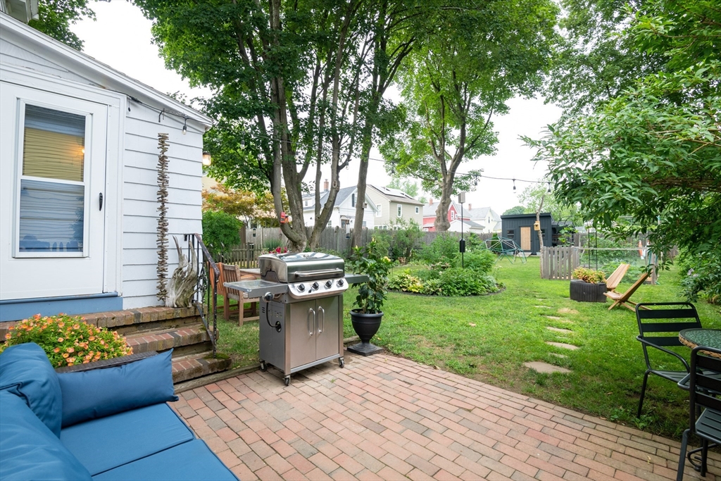 121 Linden Street Hamilton, MA 01982 - Photo 35 of 42