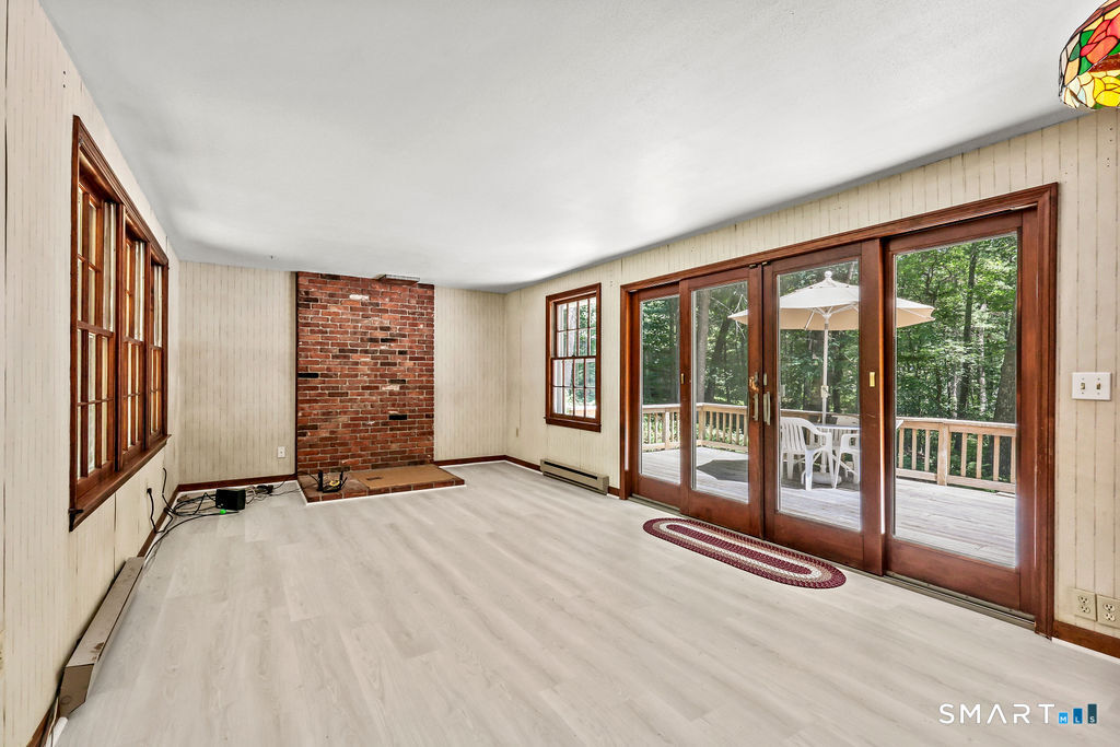 18 Foxridge Lane Avon, CT 06001 - Photo 11 of 31