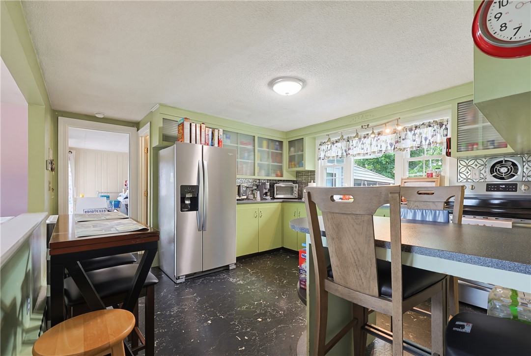102 Grace Street Woonsocket, RI 02895 - Photo 10 of 44