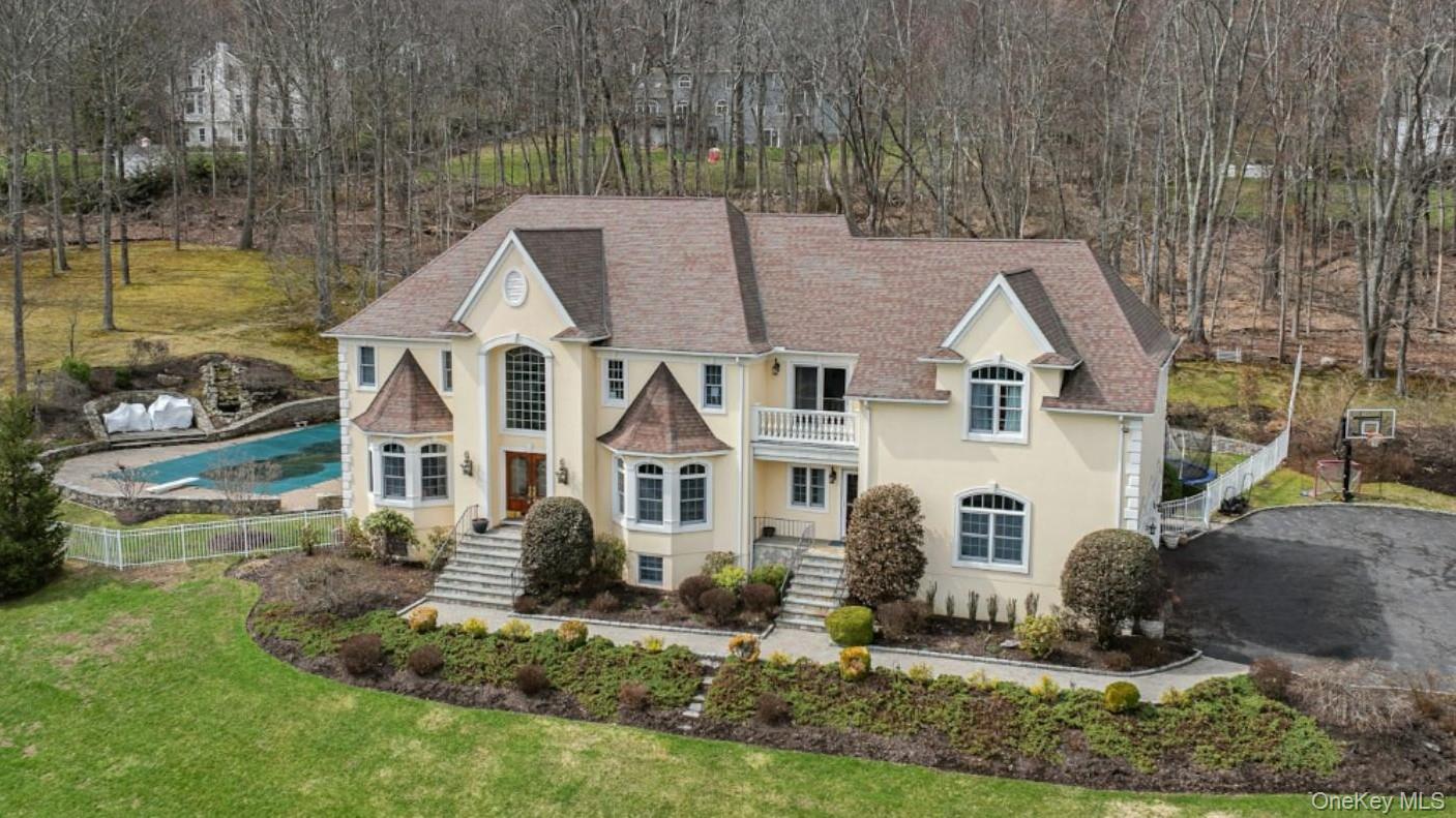 3 Kniffen Road Katonah, NY 10536 - Photo 2 of 50