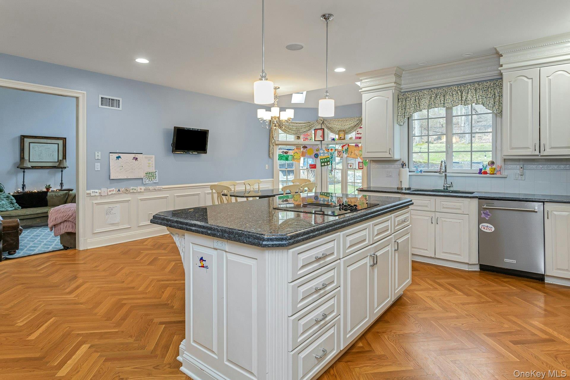 3 Kniffen Road Katonah, NY 10536 - Photo 9 of 50