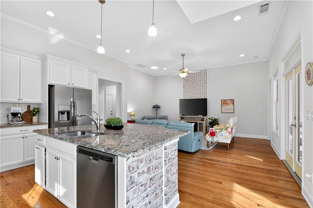 310 Pepperwood Way Canton, GA 30114 - Photo 14 of 54