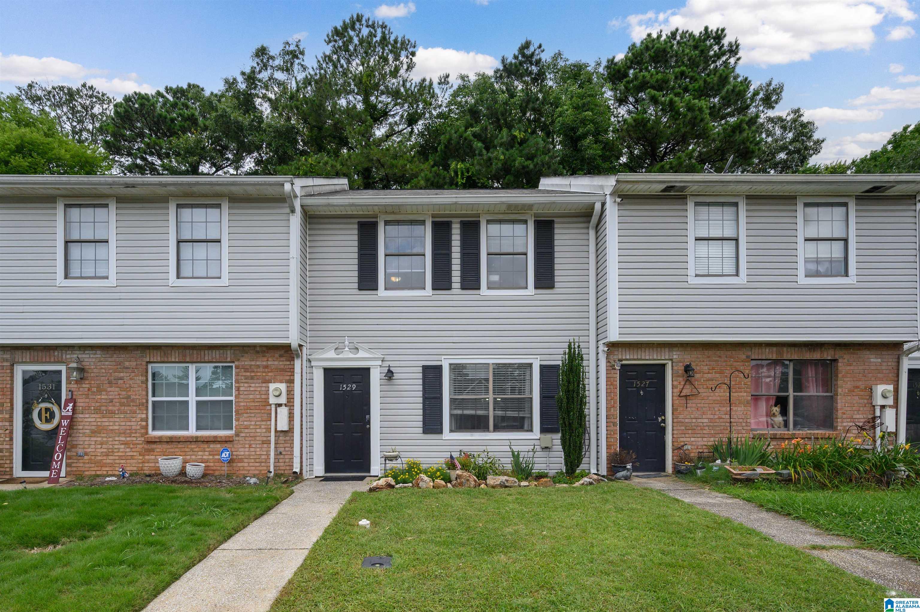 1529 Applegate Lane Alabaster, AL 35007 - Photo 1 of 31