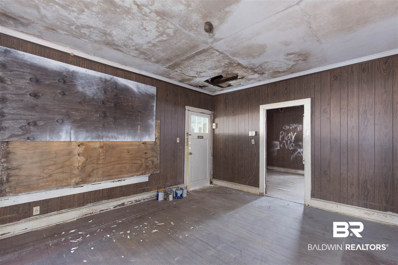 1105 Texas Street Mobile, AL 36604 - Photo 4 of 13