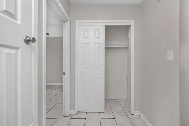 $1,525 | 131 Bayou View Drive, Unit B, Fort Walton Beach, FL 32547