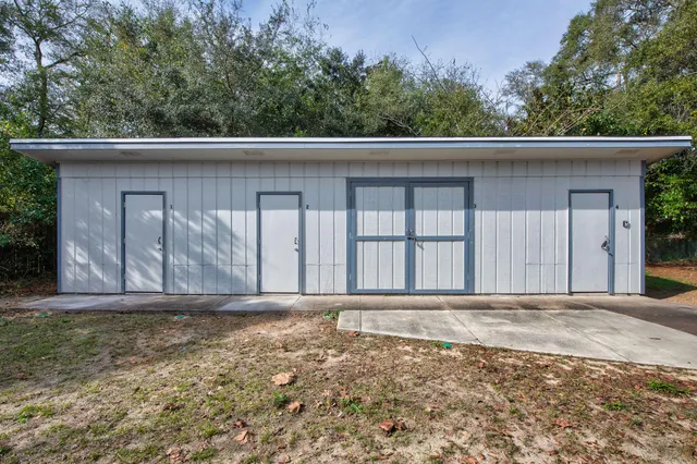 $1,525 | 131 Bayou View Drive, Unit B, Fort Walton Beach, FL 32547