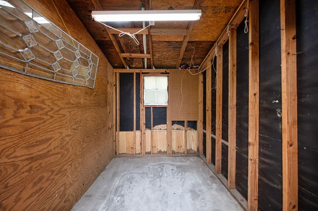 $1,525 | 131 Bayou View Drive, Unit B, Fort Walton Beach, FL 32547