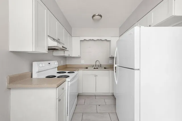 $1,525 | 131 Bayou View Drive, Unit B, Fort Walton Beach, FL 32547