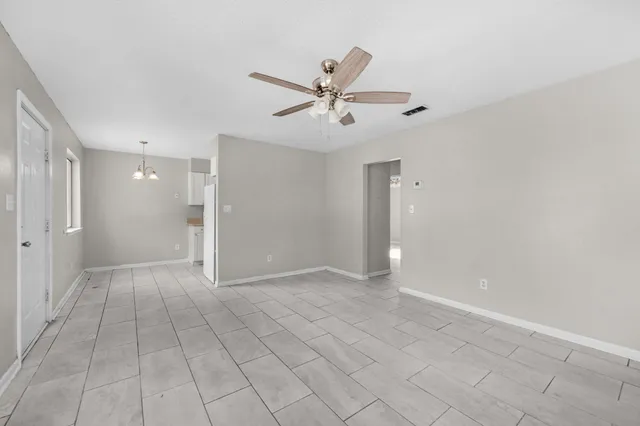 $1,525 | 131 Bayou View Drive, Unit B, Fort Walton Beach, FL 32547