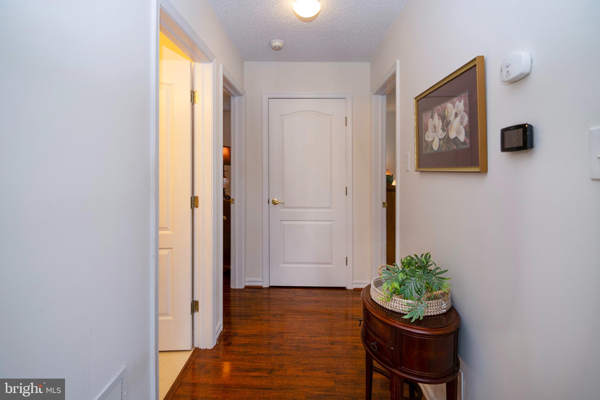 575 Riviera Drive Williamstown, NJ 08094 - Photo 18 of 46 Hallway to Bedroom