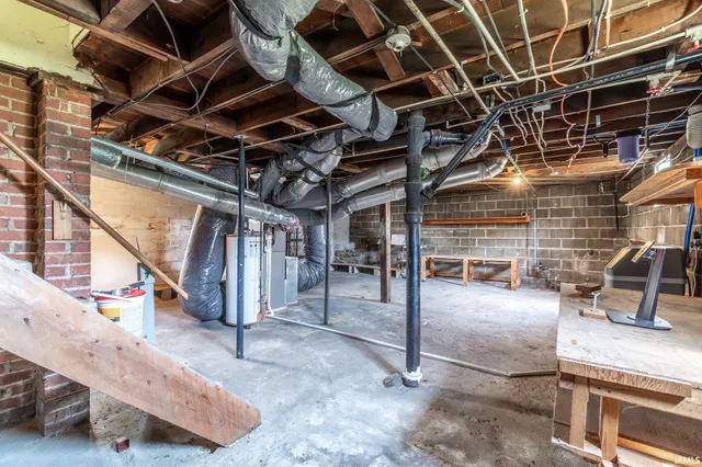 $167,000 | 120 East High Street, Kendallville, IN 46755