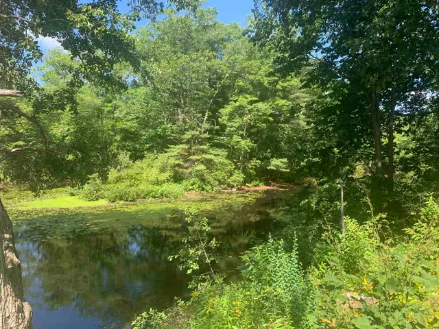 $2,600 | 508 Piscassic Street, Newmarket, NH 03857