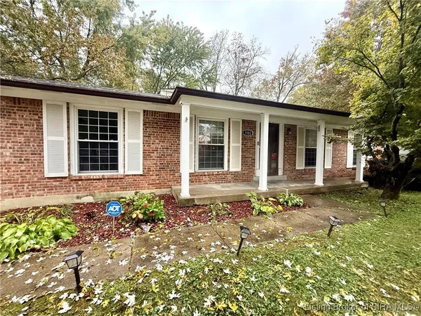 $229,900 | 1103 West Walford Drive, Jeffersonville, IN 47130