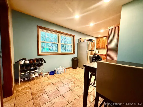 $224,900 | 1103 West Walford Drive, Jeffersonville, IN 47130