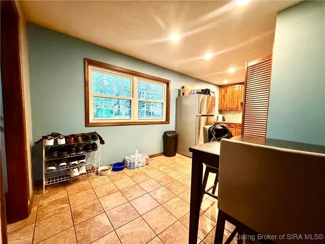 $239,900 | 1103 West Walford Drive, Jeffersonville, IN 47130