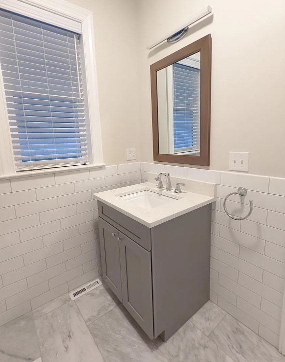 196 Falcon Street, Unit 1 Boston, MA 02128 - Photo 8 of 9