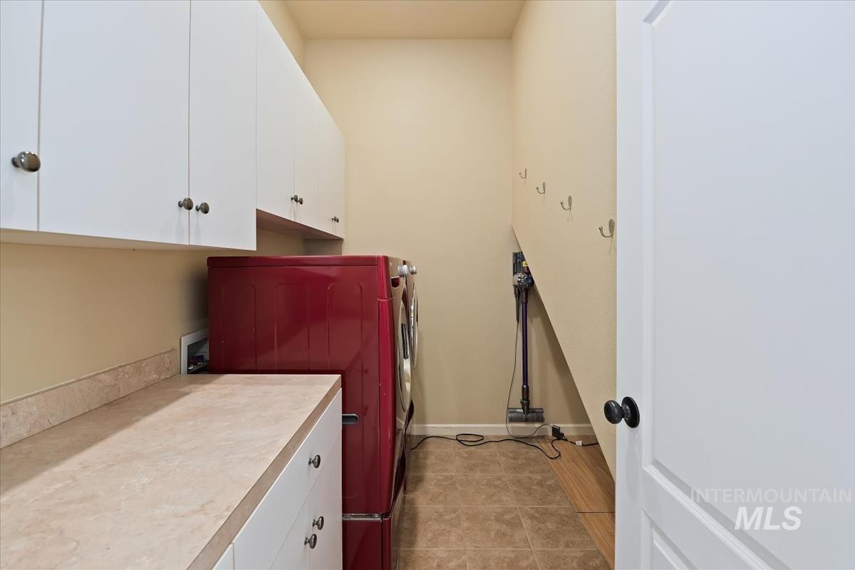 191 South Spring Lake Way Star, ID 83669 - Photo 30 of 35