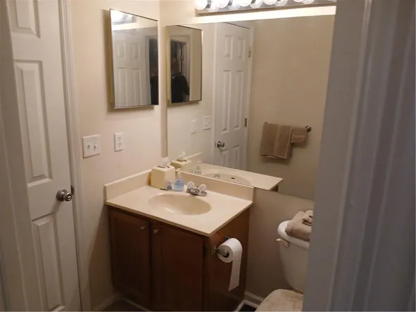 $180,000 | 1315 Red Deer Way, Unit 255, Alpharetta, GA 30022