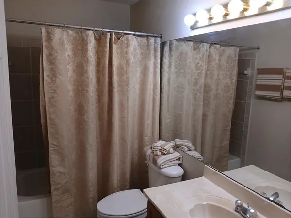 $180,000 | 1315 Red Deer Way, Unit 255, Alpharetta, GA 30022