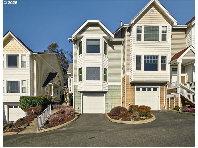 2906 South Proctor Street, Unit C3 Tacoma, WA 98409 - Photo 1 of 11