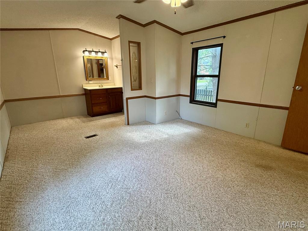 940 East First Street Beckemeyer, IL 62219 - Photo 20 of 26 Gallery Image 20