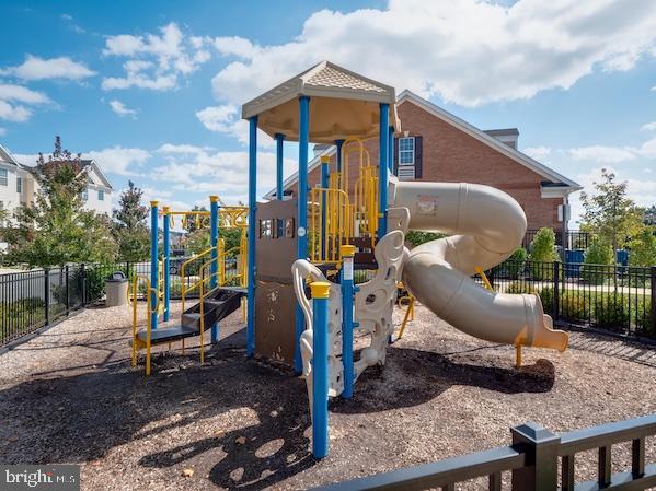 23152 Evergreen Ridge Drive Ashburn, VA 20148 - Photo 70 of 72 Vibrant playground for endless fun!