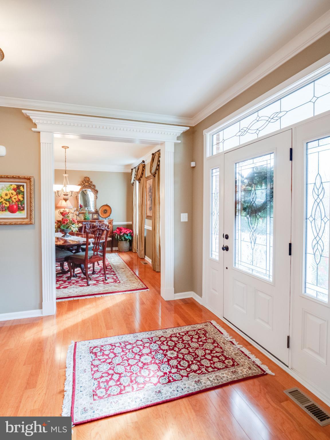 23152 Evergreen Ridge Drive Ashburn, VA 20148 - Photo 7 of 72 Welcoming entryway with elegant details.