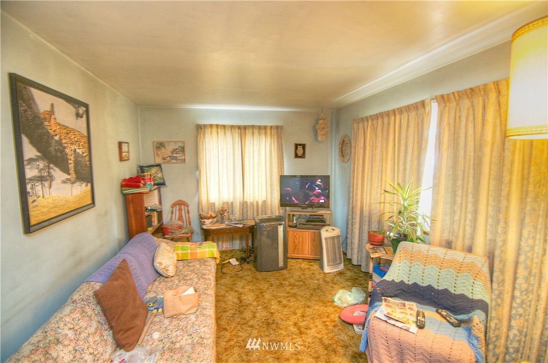 11305 Vail Road Southeast Yelm, WA 98597 - Photo 3 of 15 Gallery Image 3