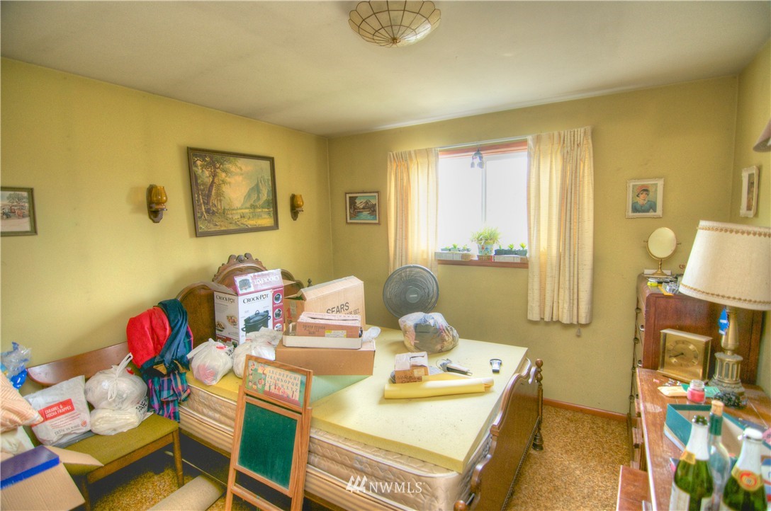 11305 Vail Road Southeast Yelm, WA 98597 - Photo 4 of 15 Gallery Image 4