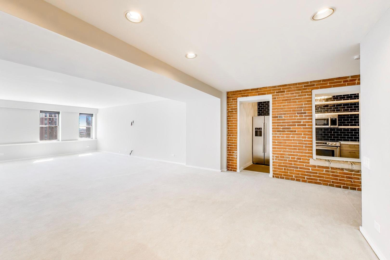 40 East 9th Street, Unit 1601 Chicago, IL 60605 - Photo 12 of 50