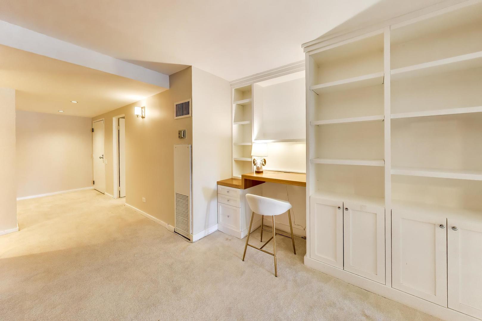 40 East 9th Street, Unit 1601 Chicago, IL 60605 - Photo 20 of 50