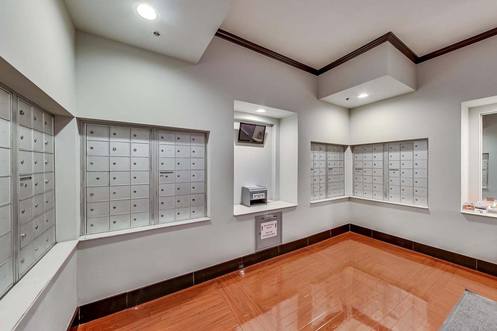 40 East 9th Street, Unit 1601 Chicago, IL 60605 - Photo 50 of 50