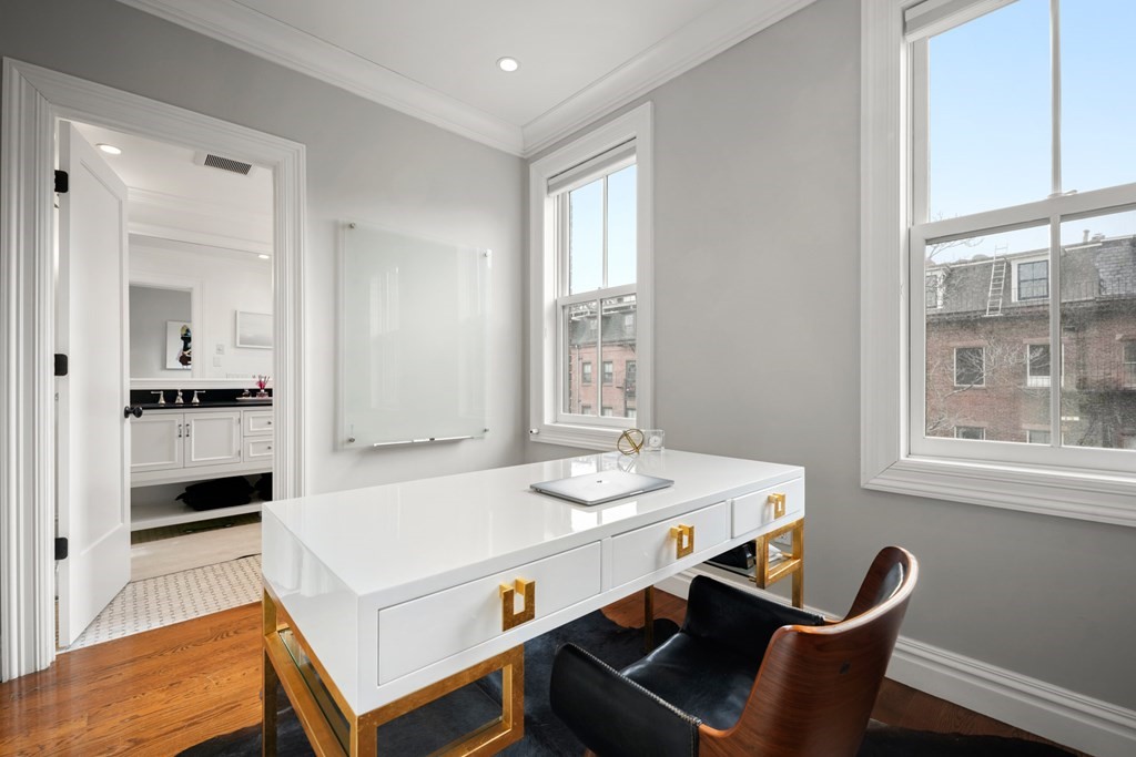 212 West Springfield Street, Unit 2 Boston, MA 02118 - Photo 25 of 41 a dining room with furniture and window