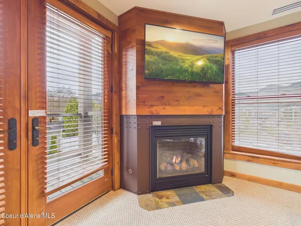 $249,000 | 834 Mc Kinley Avenue West, Unit 201, Kellogg, ID 83837