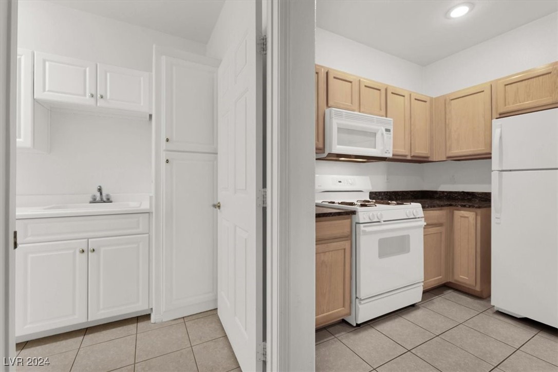 8720 Red Rio Drive, Unit 204 Las Vegas, NV 89128 - Photo 28 of 53