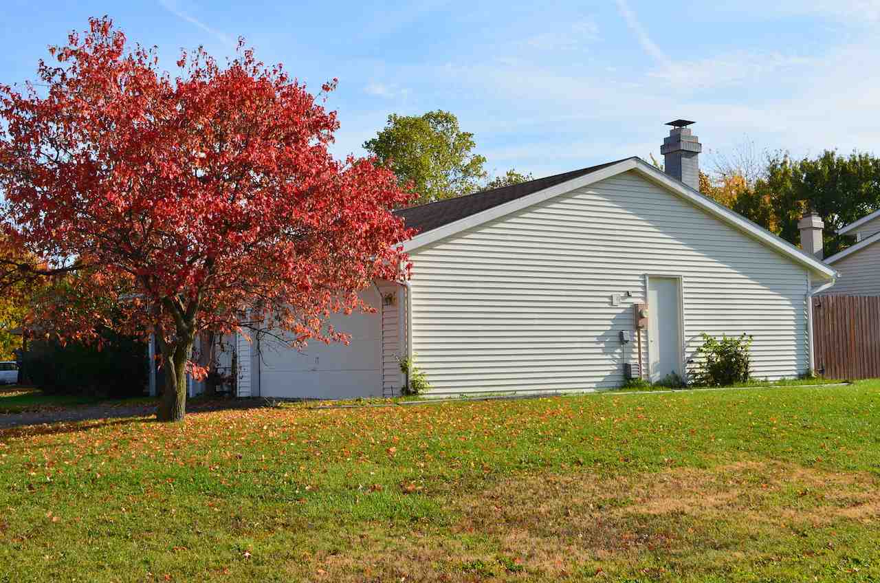 13610 East Ridgeview Court Grabill, IN 46741 - Photo 7 of 11 Gallery Image 7