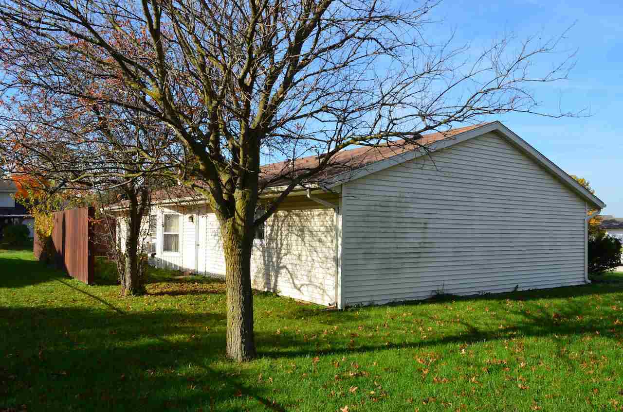 13610 East Ridgeview Court Grabill, IN 46741 - Photo 9 of 11 Gallery Image 9