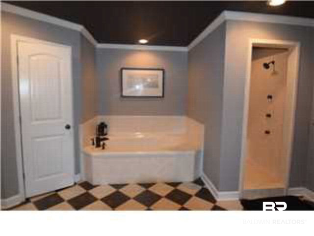 966 Wesley Avenue Mobile, AL 36609 - Photo 5 of 23