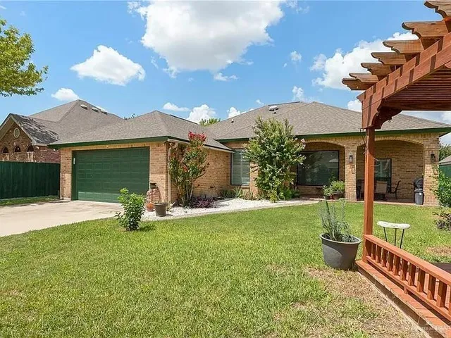 $2,100 | 2709 Cardinal Avenue, McAllen, TX 78504