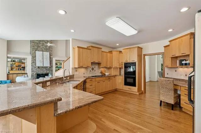 $1,250,000 | 7112 Horseman Court, Summerfield, NC 27358